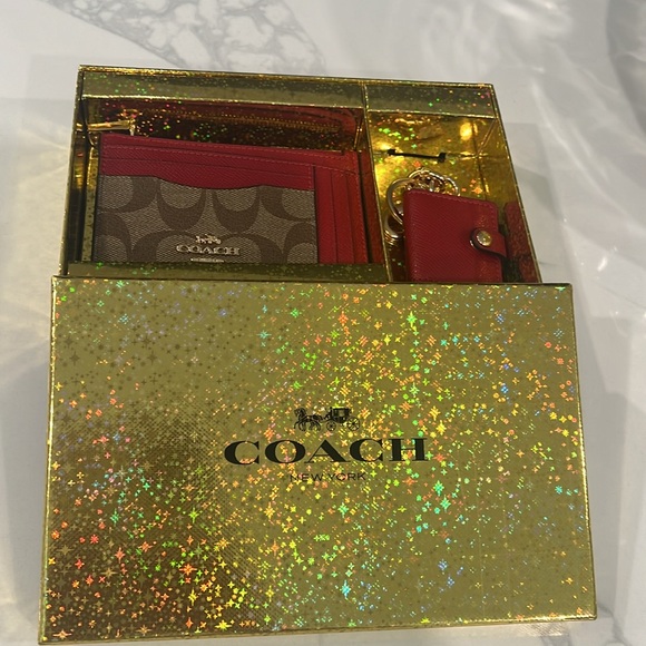 ❤️Cute. COACH Keychain Card Holder. - Picture 11 of 16